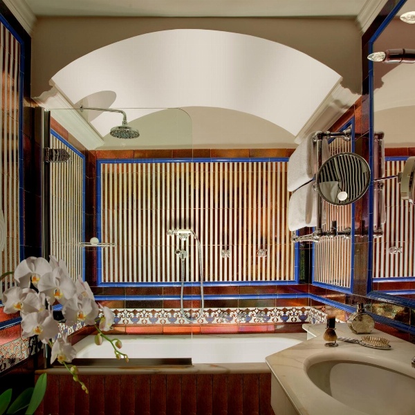 Bio Hotel Raphael - Relais & Châteaux image 5